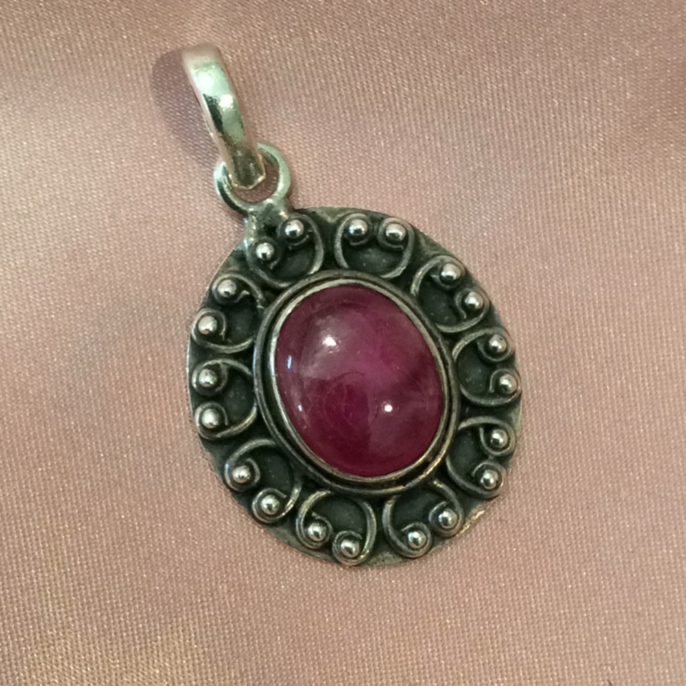 Vintage Red Gemstone Pendant